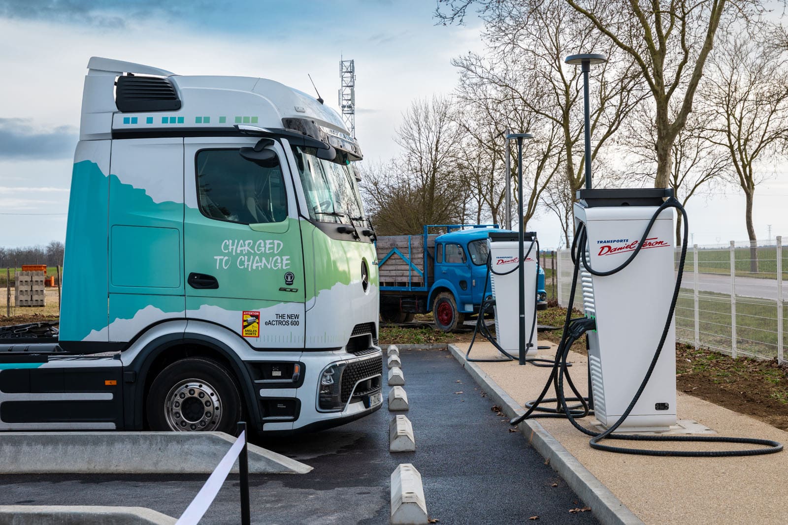 Inauguration de la 1ère station de recharge pour camion électrique de l’aube