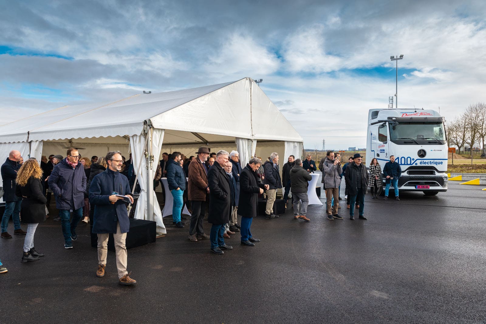 Inauguration de la 1ère station de recharge pour camion électrique de l’aube
