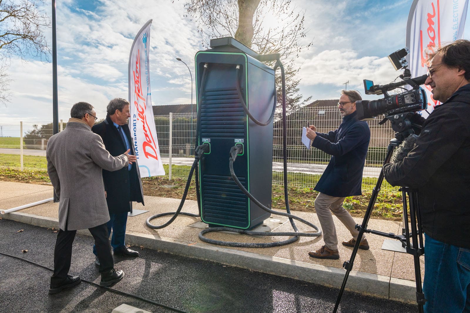 Inauguration de la 1ère station de recharge pour camion électrique de l’aube